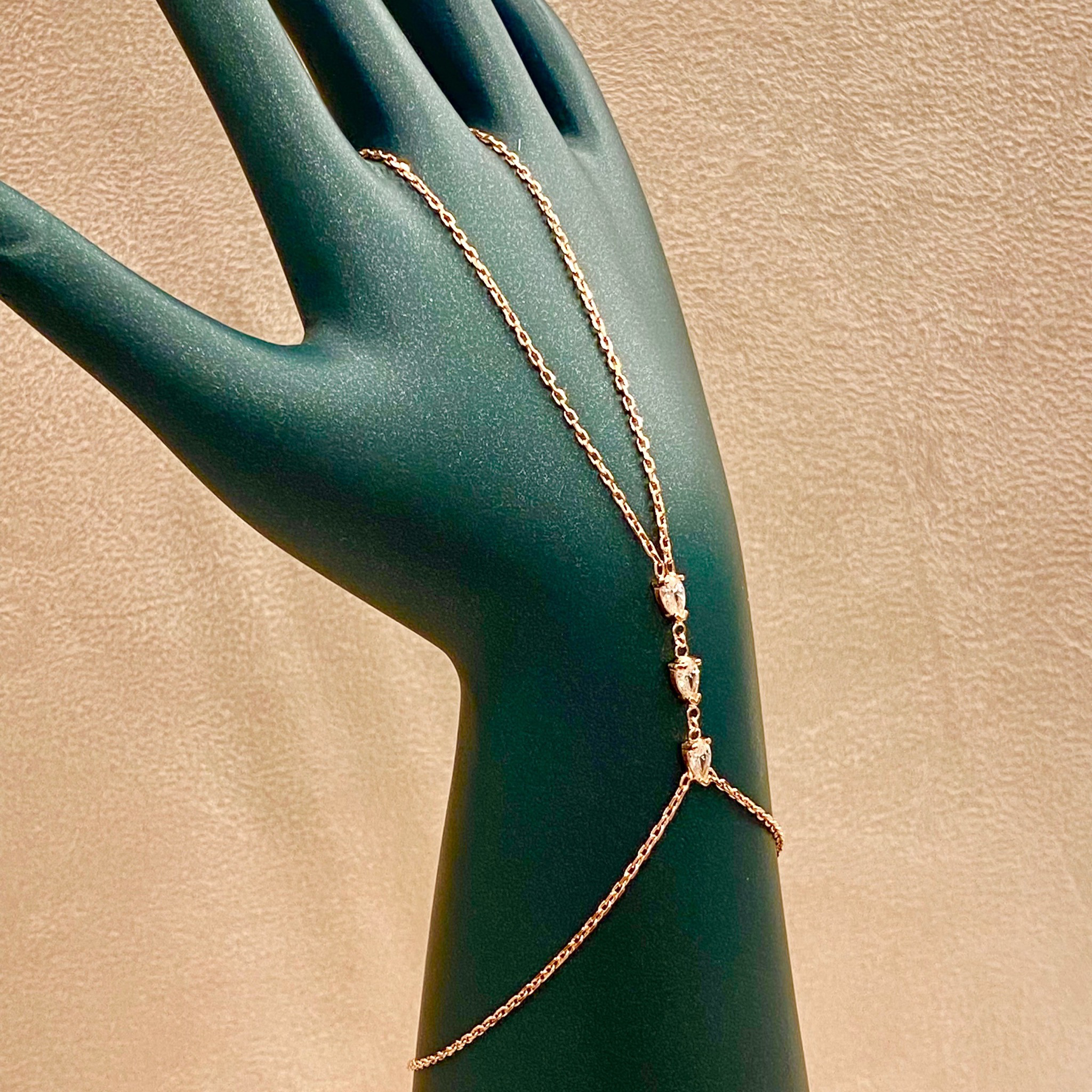 Baciamano tris di punti luce